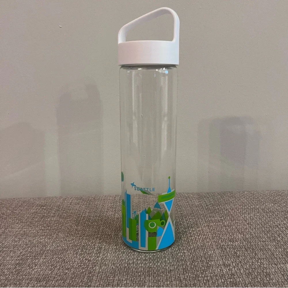 Starbucks Seattle You Are Here Collectable Glass Water Bottle 18.5 oz Travel Gym